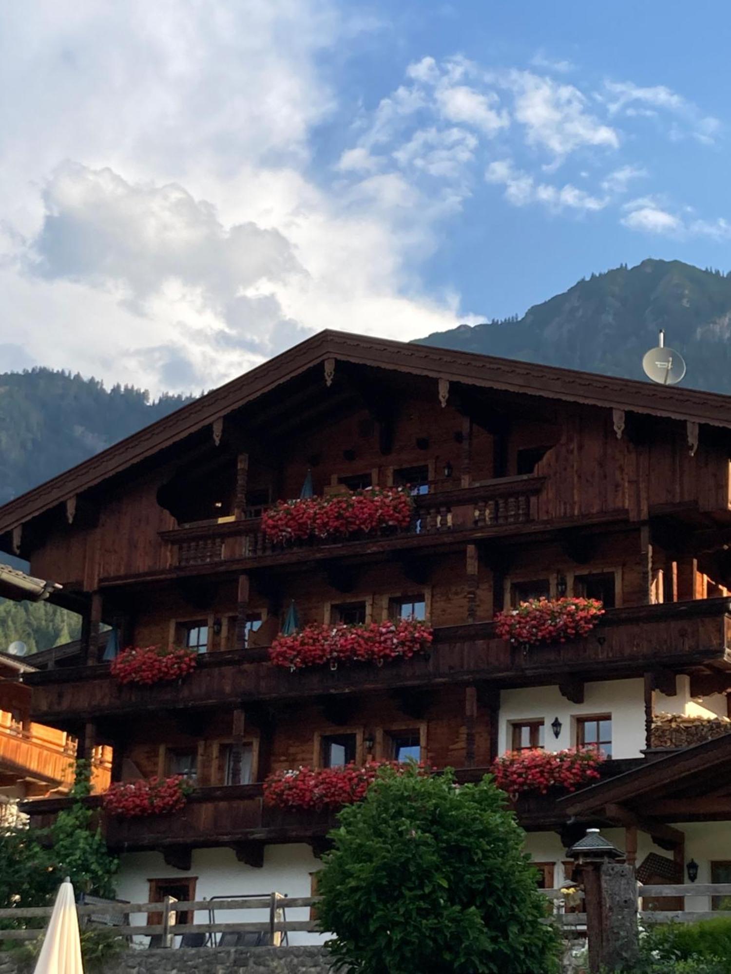 Aparthaus Hubertus Alpbach Exterior foto